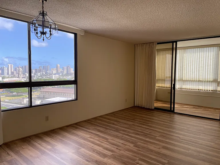 1517 Makiki Park Pl #1106 — Photo 1