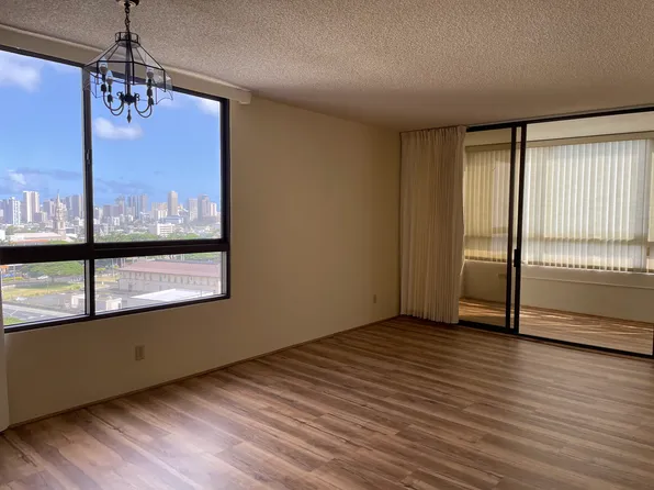 1517 Makiki Park Pl #1106, Honolulu, HI 96822
