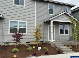 1808 SE Hankel St, Dallas, OR 97338