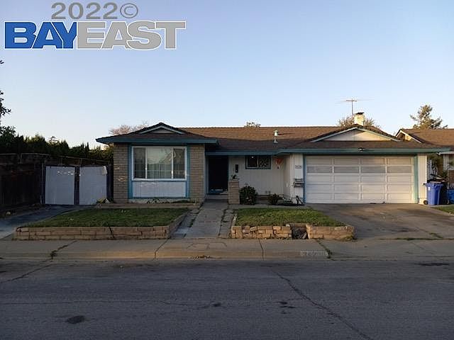 1st image of 34230 Sterne Ct