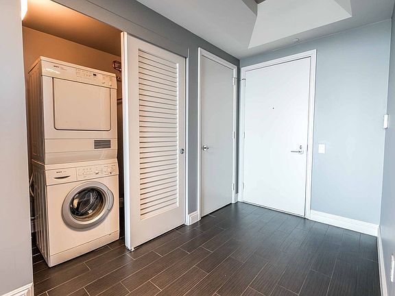 2nd image of 222 Karen Ave Unit 1207