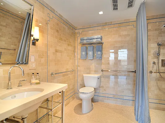 Sold by Sotheby's International Realty | media 15