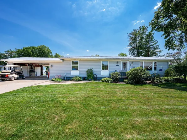 780 E 635 S, Wolcottville, IN 46795