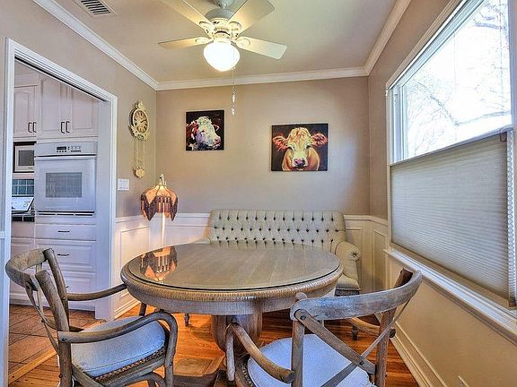 2nd image of 10804 Flaxton St