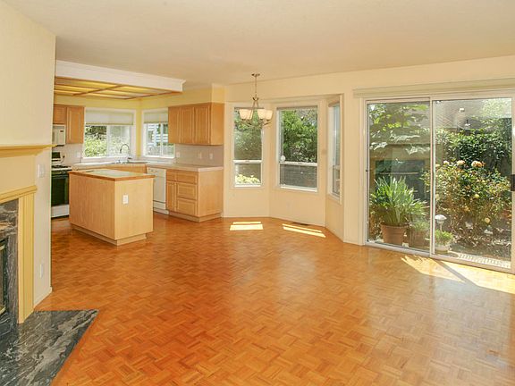 2nd image of 4838 Dickson Dr