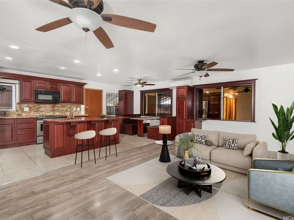 84-215 Ala Naauao Pl, Waianae, HI 96792