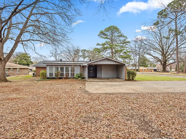 3932 Meredith Dr — Photo 29