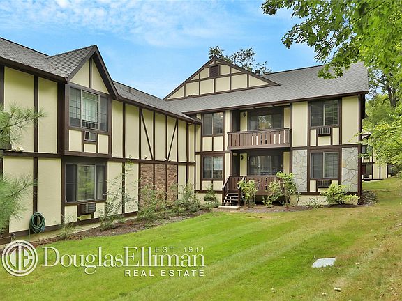 2nd image of 12-7 Foxwood Dr
