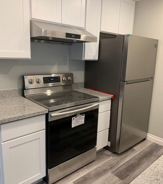 1st image of 1421 Lexington Dr APT 3