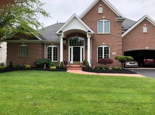 48 Rehm Rd, Lancaster, NY 14086