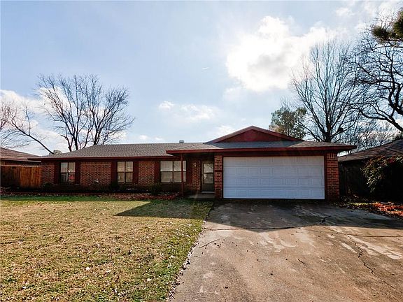 4th image of 2124 Natchez Dr
