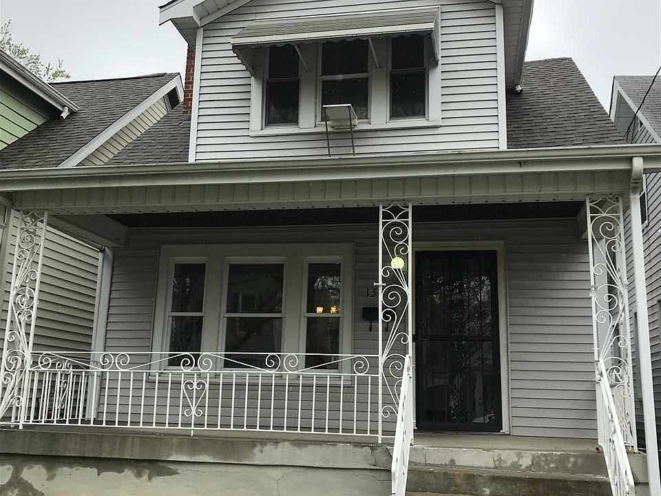 1st image of 1546 Woodburn Ave