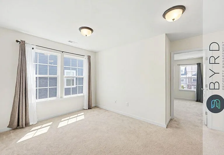 16921 Thornapple Run — Photo 27