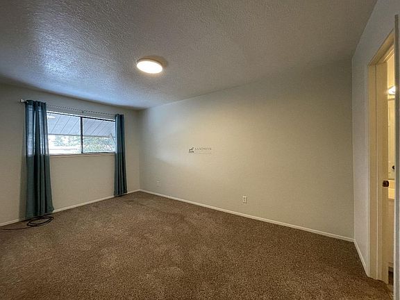 4th image of 3055 Trinity Dr APT 626