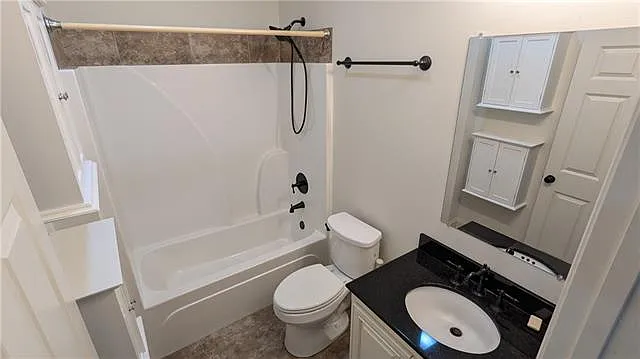 9725 Kinglet Dr — Photo 34