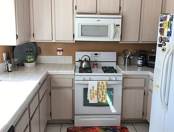 3rd image of 22931 Figueroa St #6