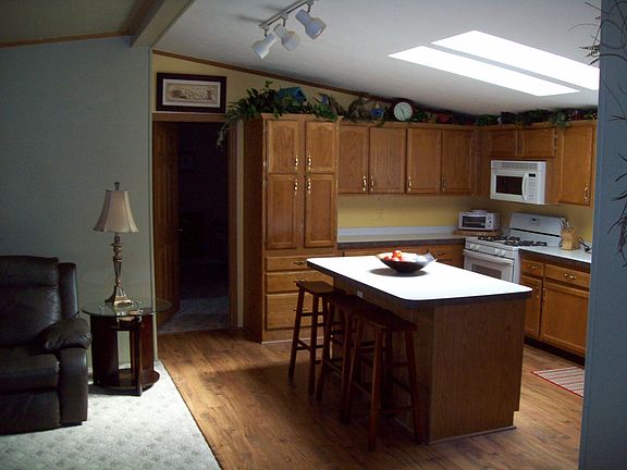 4th image of 5108 Twin Lakes Dr