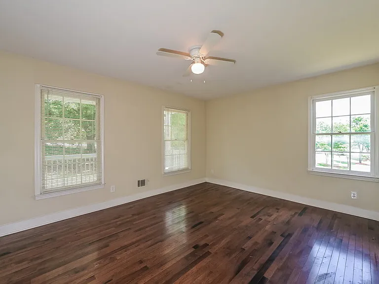 521 Sequoia Ct — Photo 9