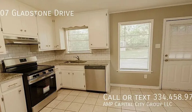 6107 Gladstone Dr — Photo 9
