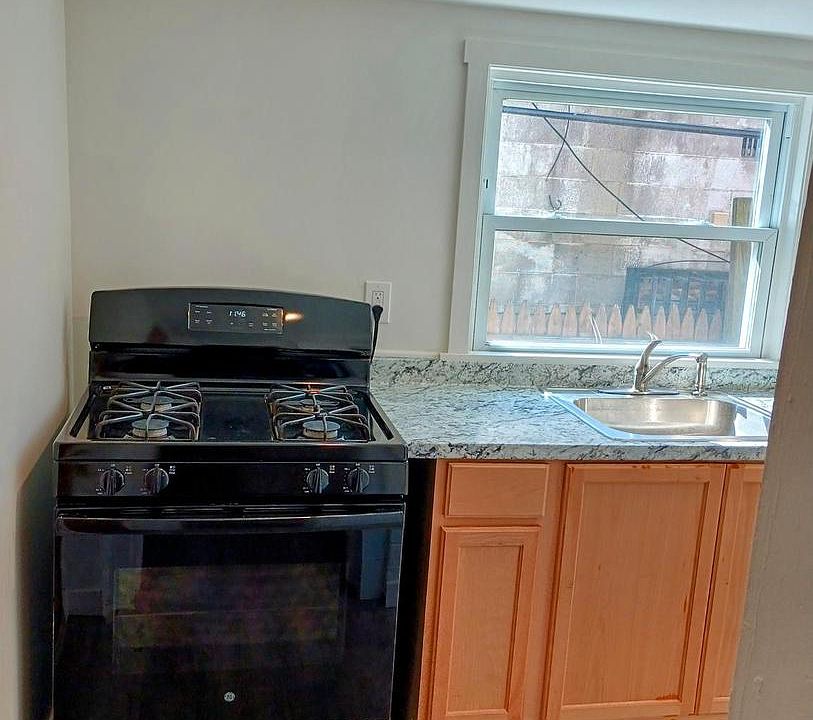 1st image of 5140 Ranstead St