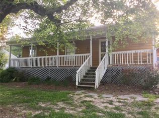 114 Columbus Ave, Archdale, NC 27263