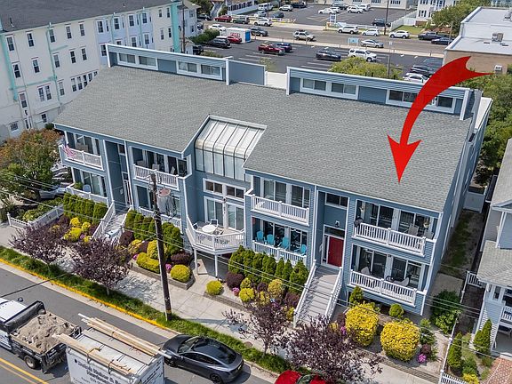 4th image of 710 Ocean Ave APT B1