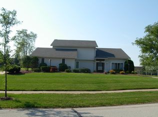 24284 Halburton Rd, Beachwood, OH 44122