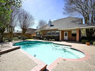 11814 Lakegrove Ct, Tomball, TX 77377