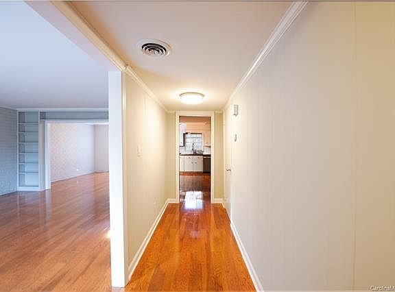 5th image of 4525 Swan Meadow Ln