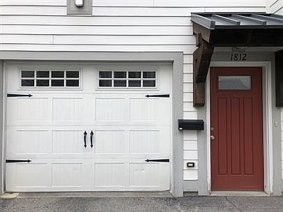 2nd image of 1766-1812 N Warren Ave #1800