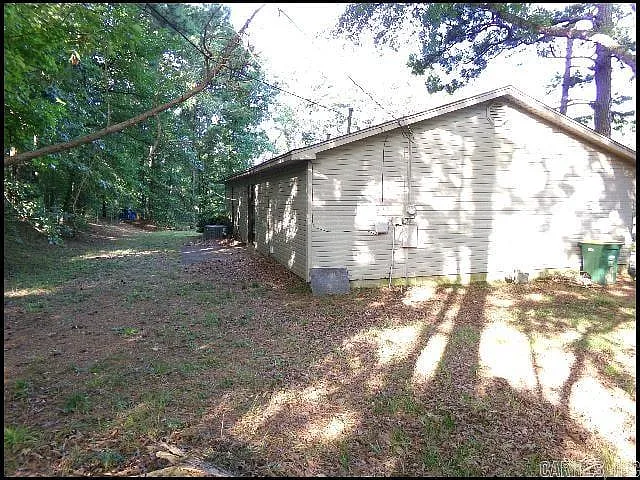 3915 Saint James Ct — Photo 24