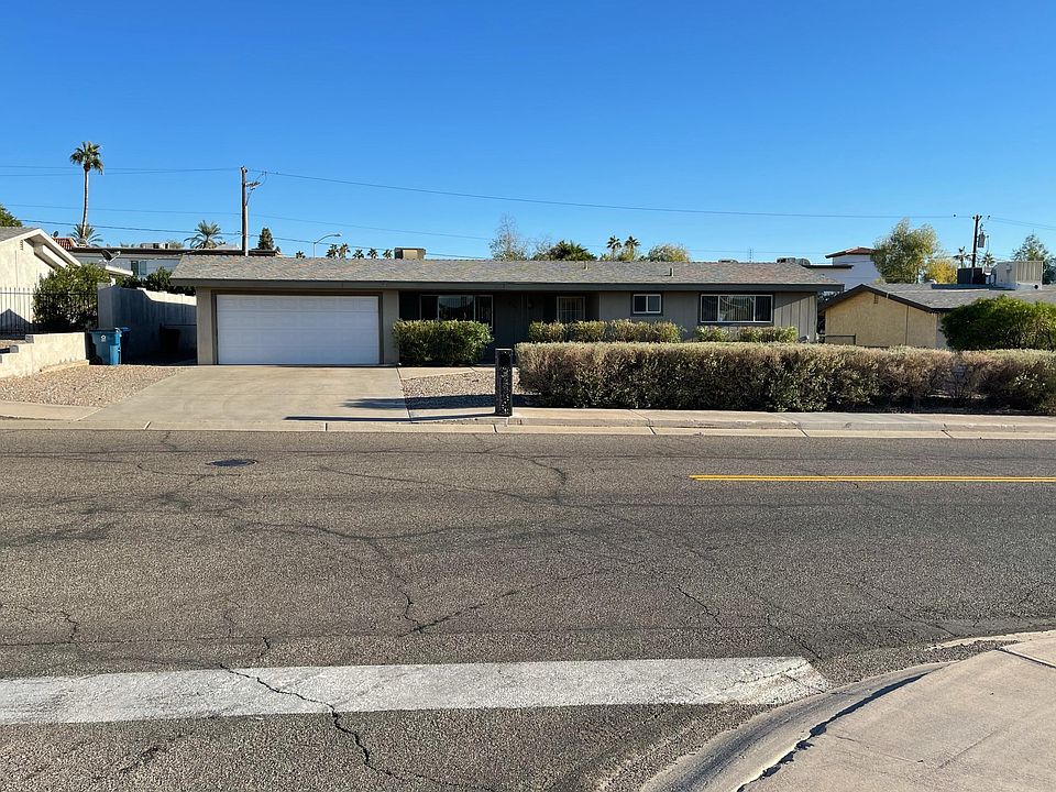 1st image of 254 Smoketree Ave S