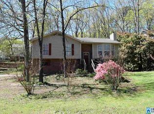 1832 King Charles Ct, Alabaster, AL 35007