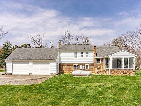 3rd image of 11058 Palmwood Cir