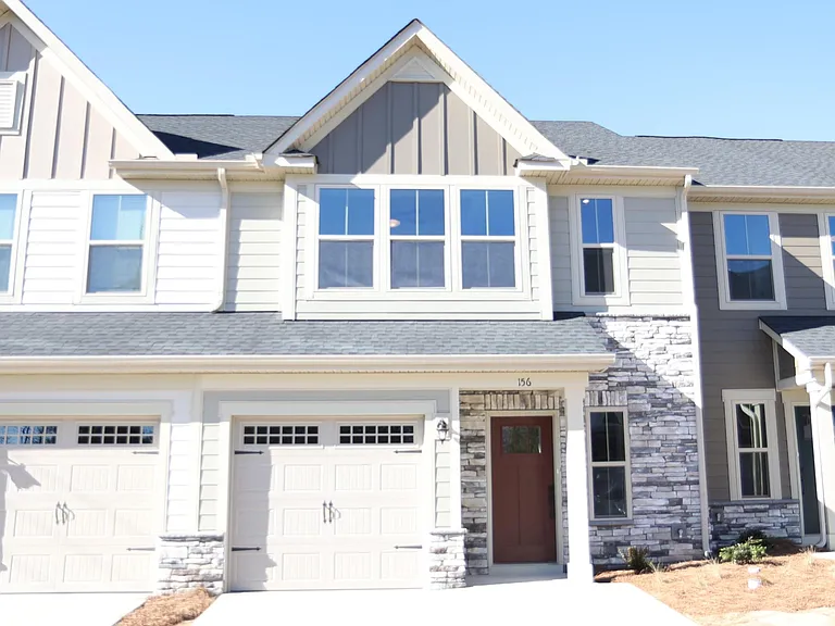 154 Eagle Wood Dr — Photo 3