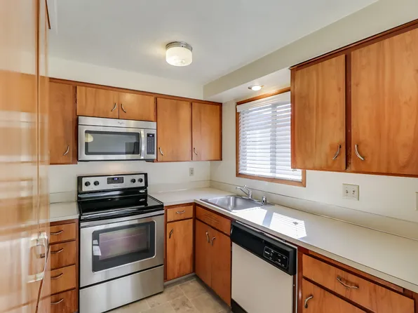 Silver Lace Apartments, 2222 Willamette St APT 4, Eugene, OR 97405