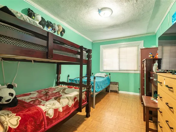 94-67 44th Avenue image 11 of 26