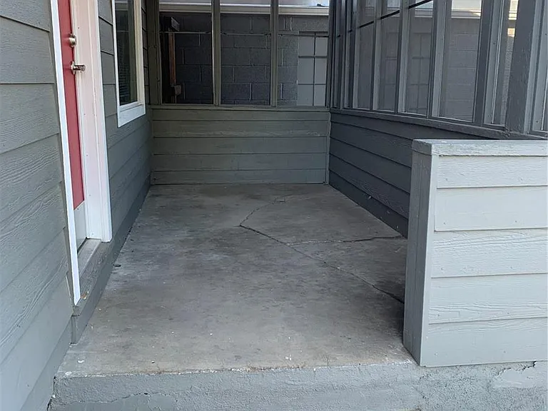 4385 Benton St — Photo 23