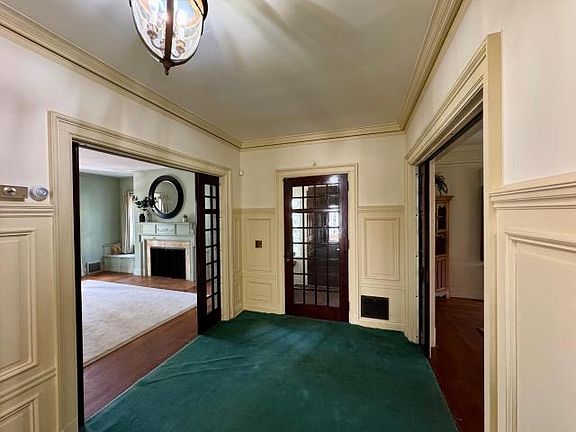 5th image of 508 W 3rd Ave #3