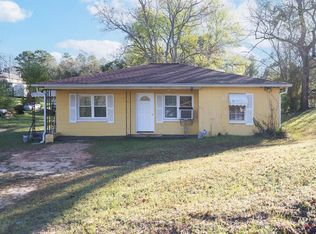 33 Mount Olive Dr, Fort Mitchell, AL 36856