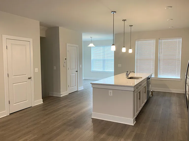 1640 Sandpiper Bay Loop — Photo 15