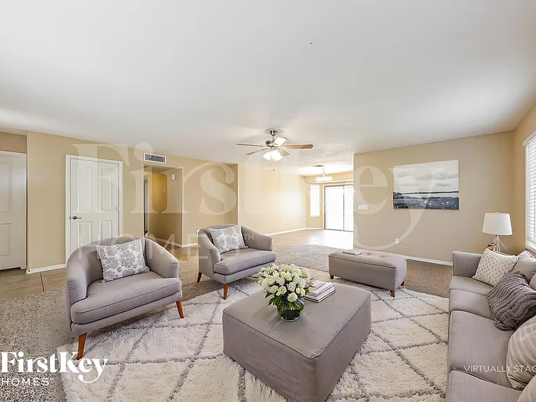 3336 W Quail Ave — Photo 5