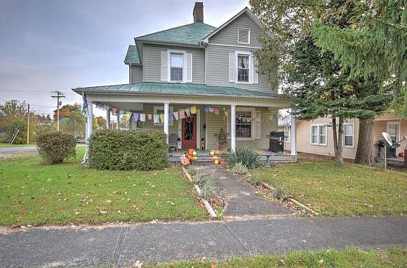 1st image of 606 Hillcrest Dr E