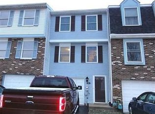 232 Shady Ridge Dr, Monroeville, PA 15146