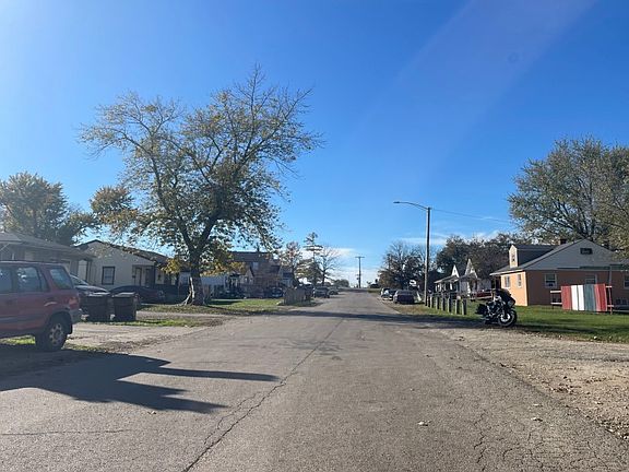 5th image of 2121 Lodell Ave