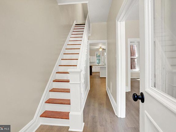 4th image of 203 Kelker St