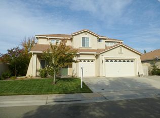 10121 Sorenstam Dr, Sacramento, CA 95829