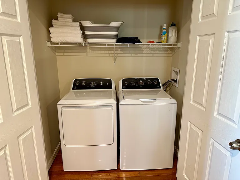 39 Arch St #2 — Photo 9