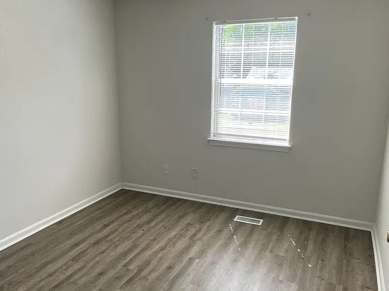3122 Periwinkle Ct — Photo 14
