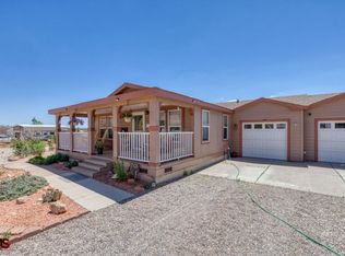 4226 E Juniper Cliffs Dr, Kanab, UT 84741